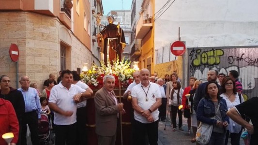 Procesión de San Pascual Baylón por las calles ilicitanas