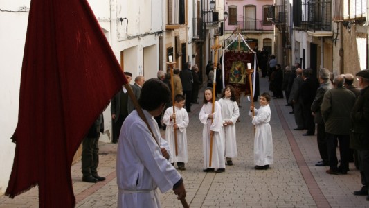 Procesión en la celebración de la Convesión de San Pablo Apóstol en Albocàsser