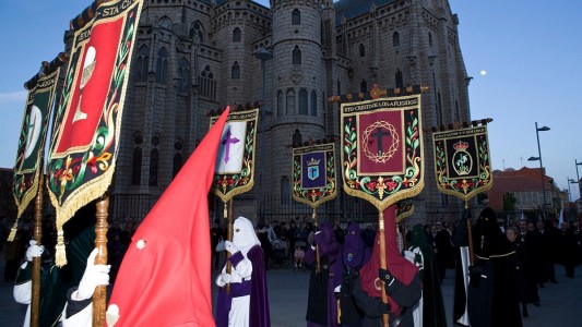 Vía Crucis en la Semana Santa de Astorga