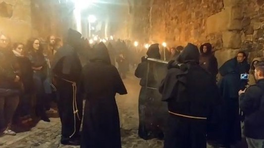Procesión del Cristo Negro en la Semana Santa de la ciudad de Cáceres