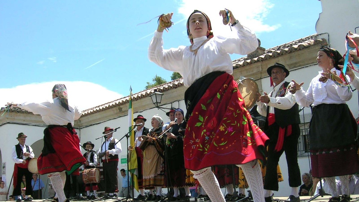 festival-folklorico-sanvicenteno-san-vicente-alcantara-1