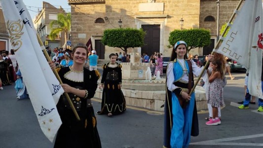 Las calles de Zújar se llenan de alegría, color, música y devoción en honor a la Virgen de la Cabeza