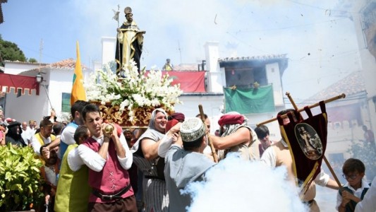 Batalla de moros contra cristianos ante la imagen de Santo Domingo de Guzmán